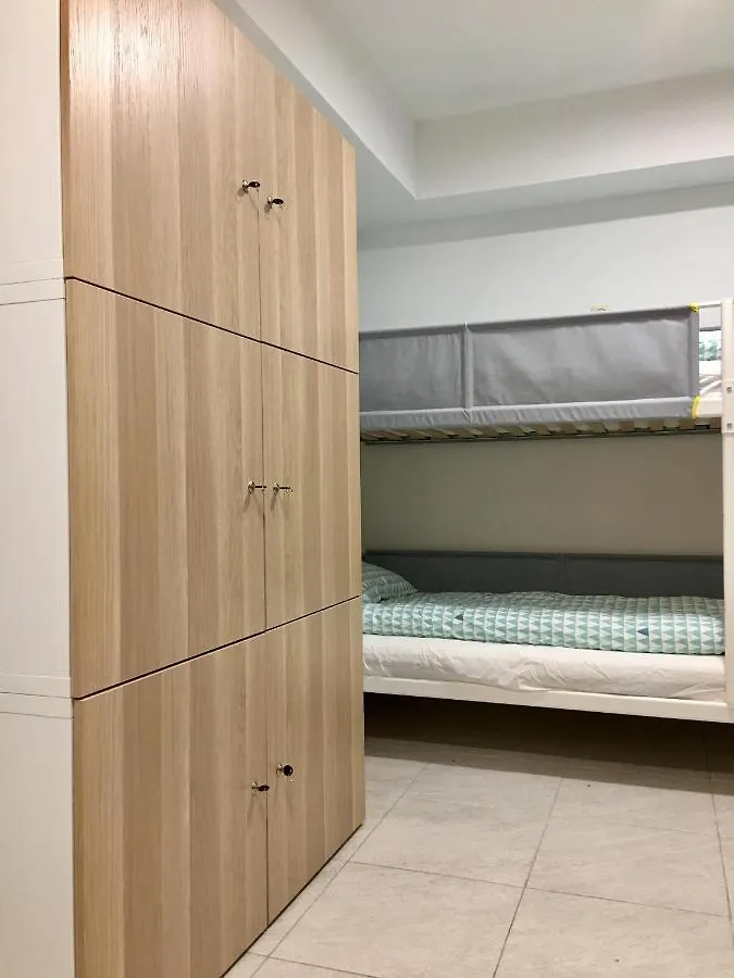 Albergue Orion Cracovia 0*,